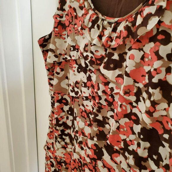 Madison Sleeveless Print Blouse, size L, Brown & Pink, Multi-Tiered Front, Lined - Picture 3 of 4